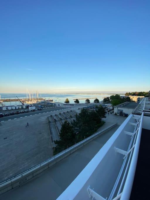 Ferienwohnung Panoramablick Und Den Strand Direkt Vor Der Tuer Kiel Exterior foto